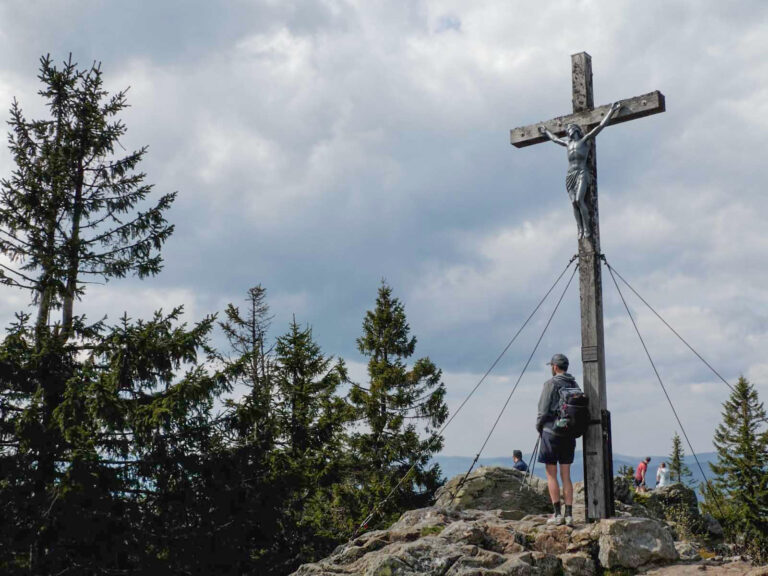 Mehr über den Artikel erfahren 5 Tage allein auf dem Goldsteig – von Buchenau zur Racheldiensthütte